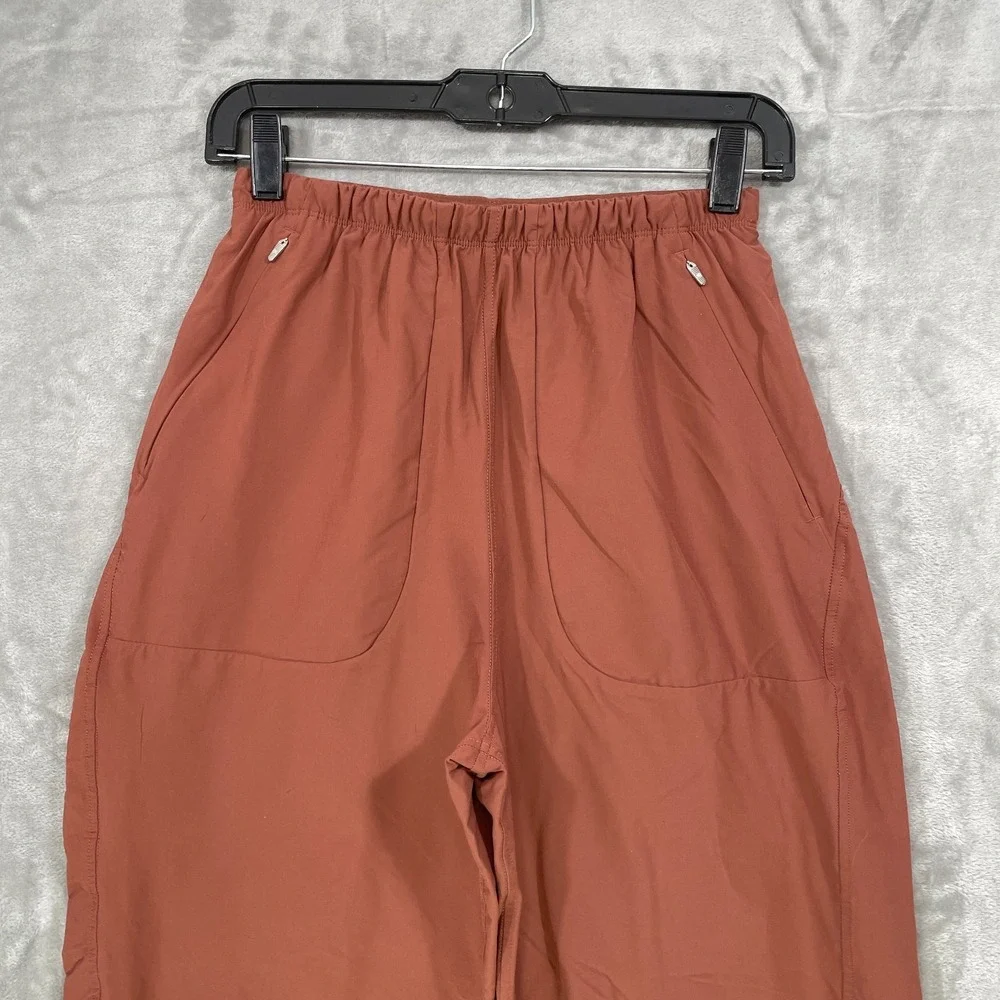 Lululemon Lightweight Mid-Rise Barrel-Leg Cropped Pant Women's Size 6 Copper
